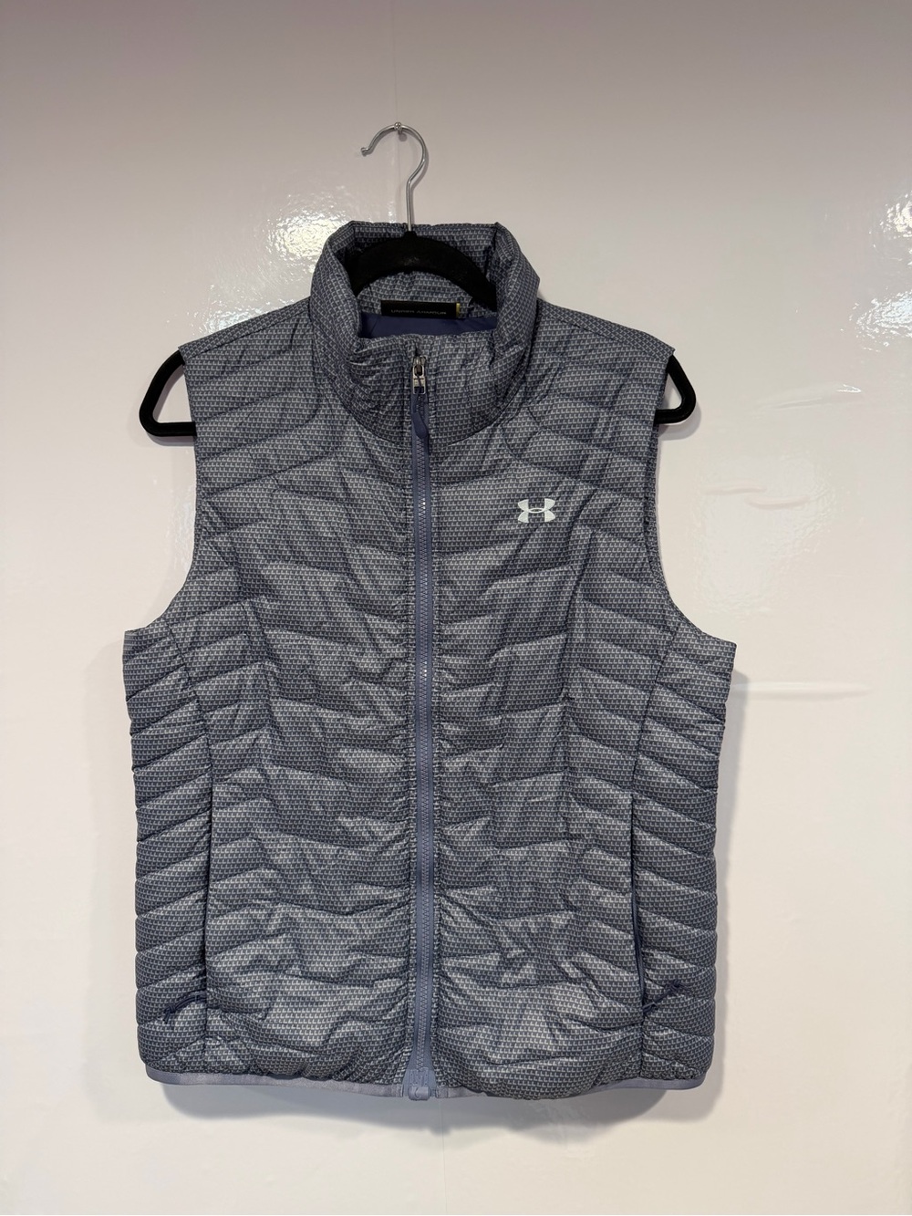 Under Armour Women's Quilted Puffer Vest - blue